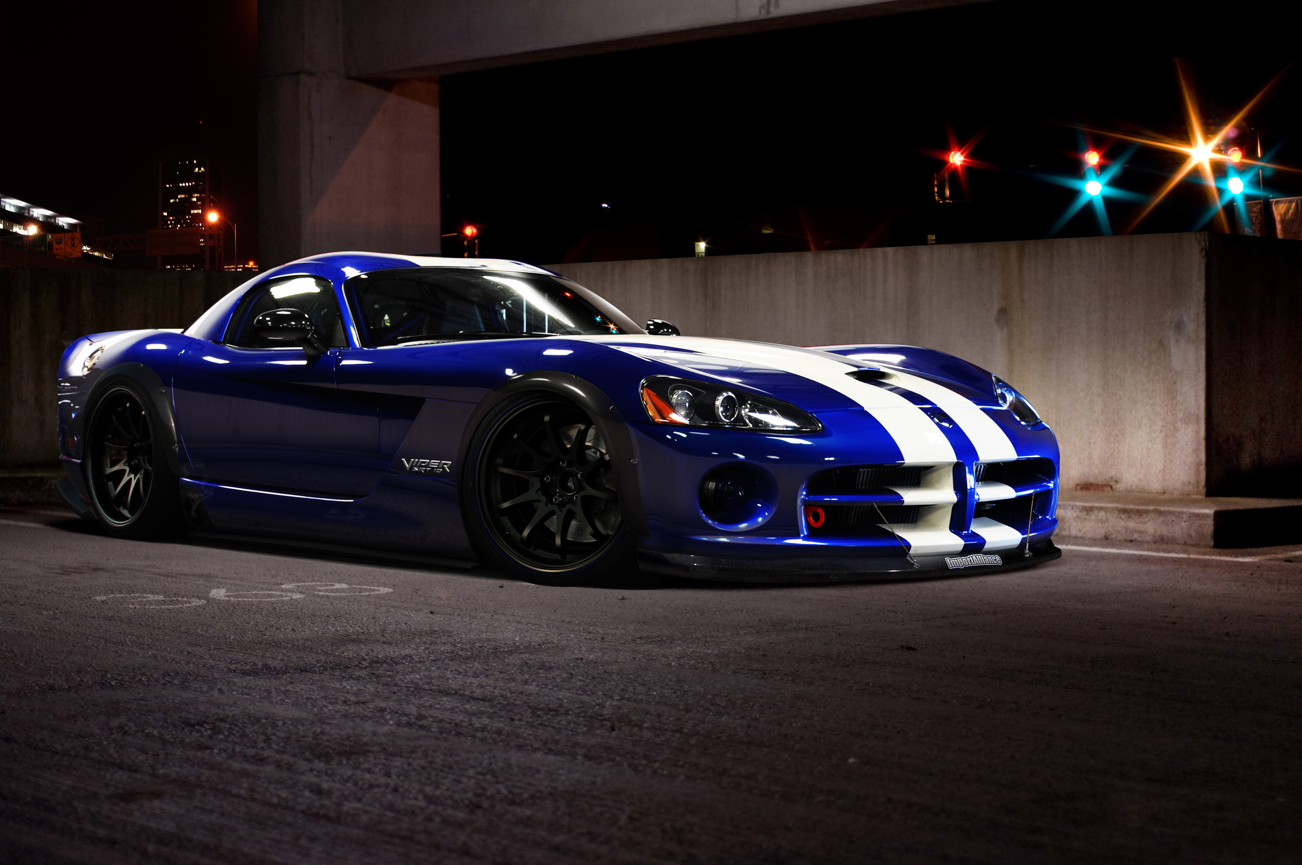 Крутые картинки на телефон. Додж Вайпер. Dodge Viper srt 10. Dodge Viper 2021. Dodge Viper srt.