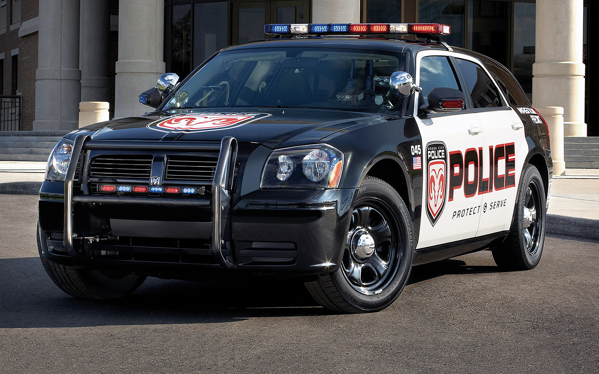 Додж Магнум полицейский. Dodge Magnum 2021. Chrysler 300c Police Interceptor. Dodge Magnum 2020 полиция.
