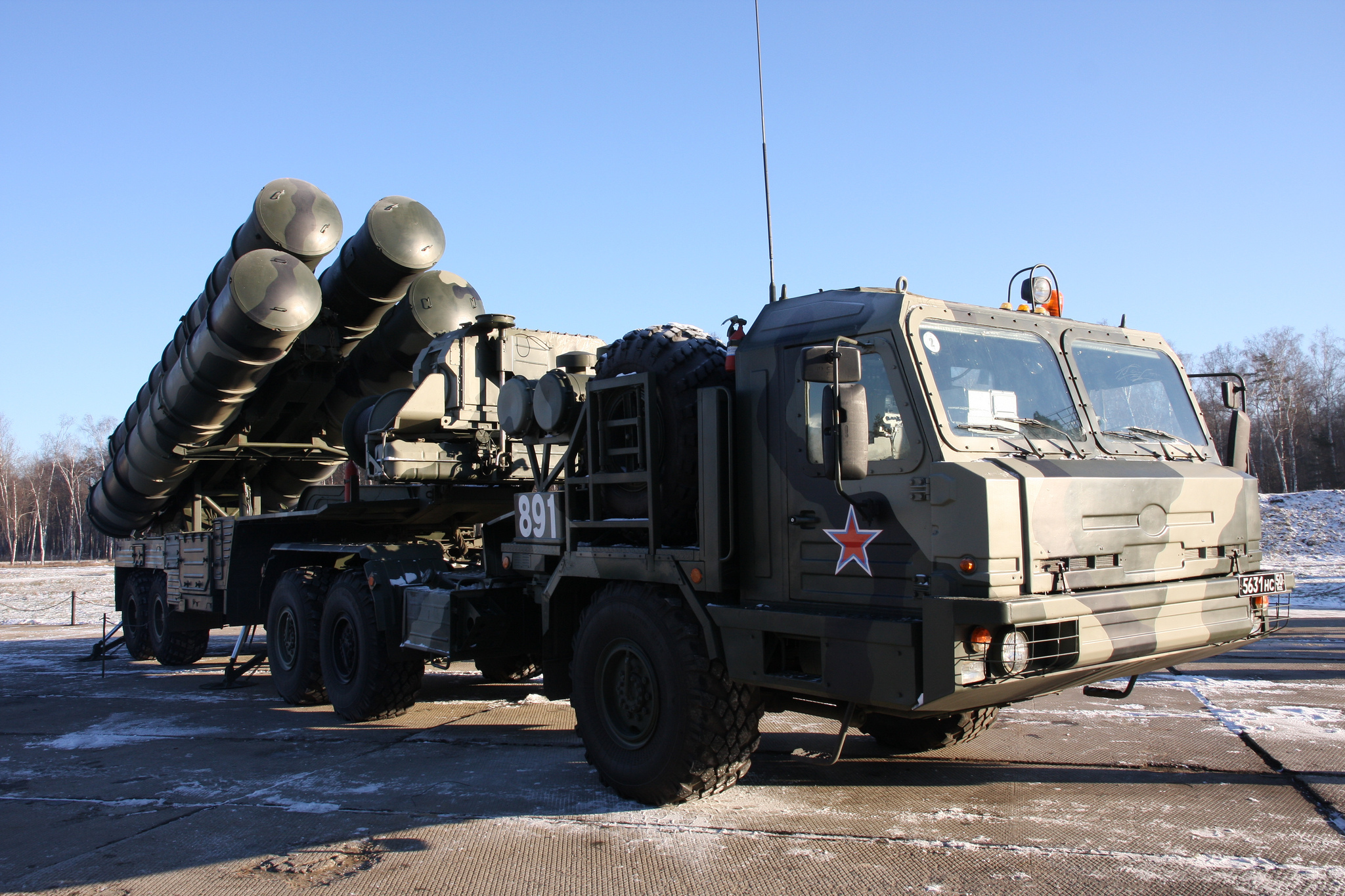 Есть ли пво в татарстане. Зенитно-ракетный комплекс с-400 Триумф. С400 ПВО. C400 ракетный комплекс. S400 Триумф.