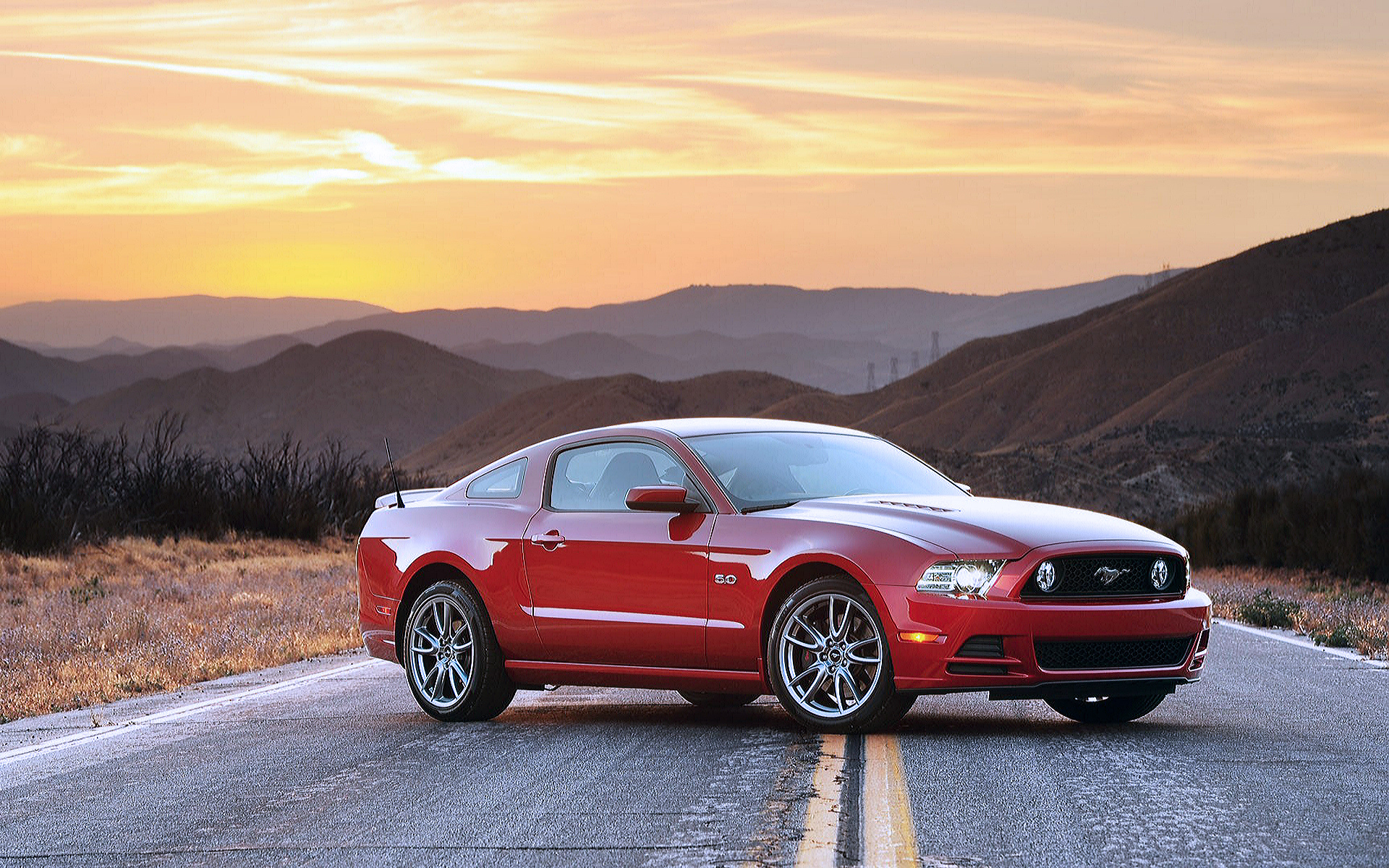 Мустанг работа. Форд Мустанг. Ford Mustang 2013. Форд Мустанг 2013. Ford Mustang gt4.