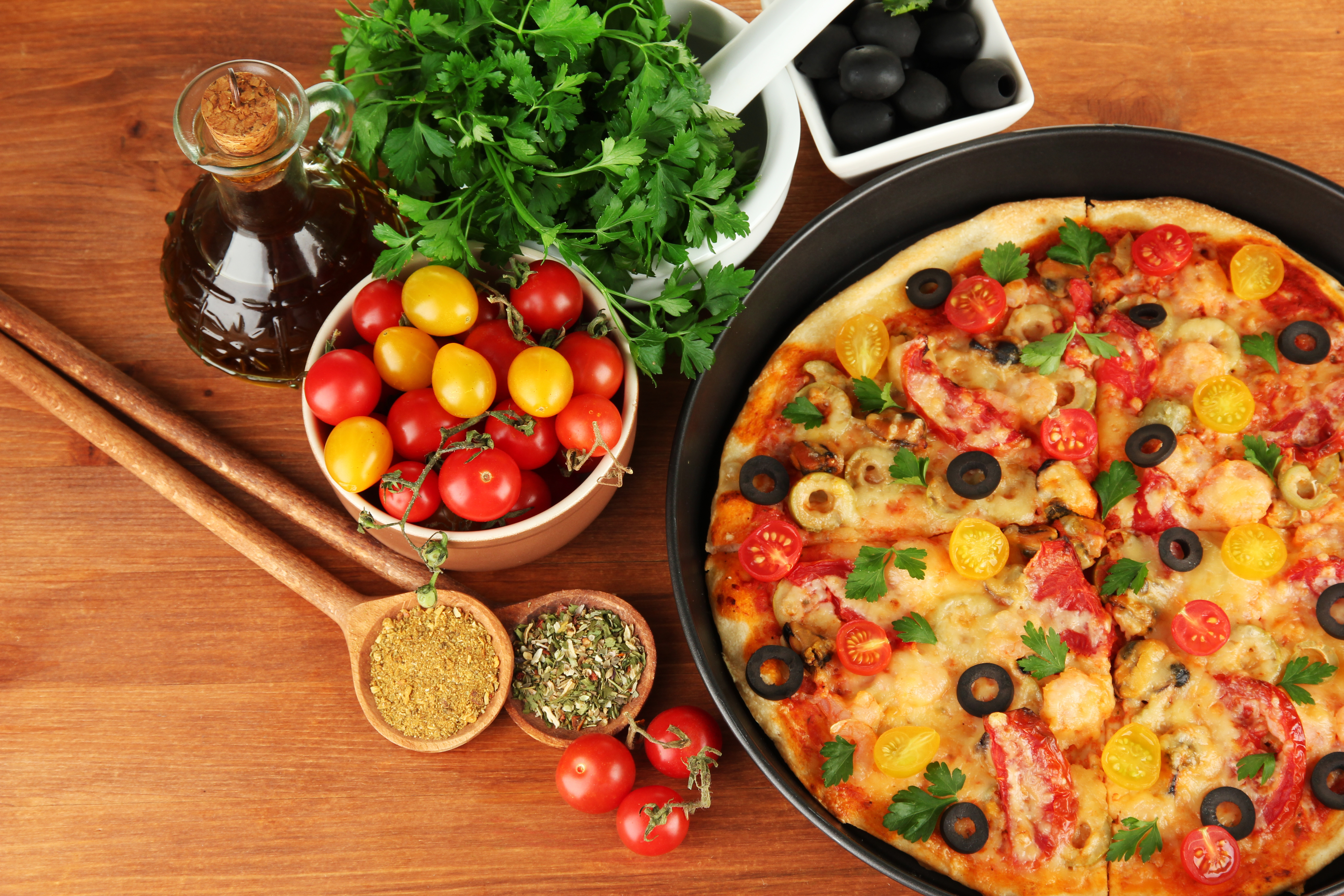 Кухня еда. Итальянская еда. Итальянская кухня овощи. Итальянский стол с едой. Аппетитная постная еда.