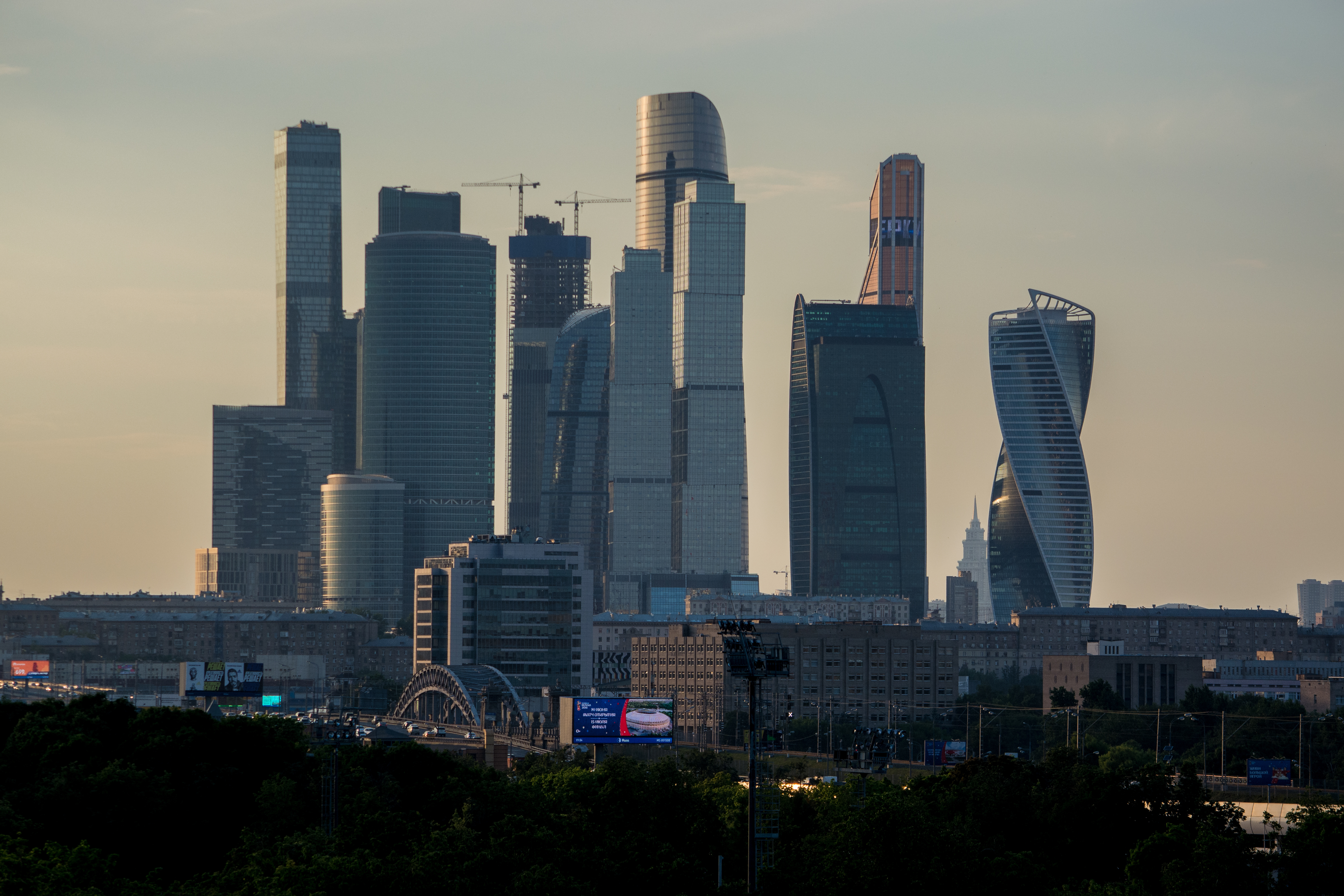 Центры экономики россии. Москоу Сити. Москва Сити 2001. Москва Сити 2010. Москоу Сити в 2000.