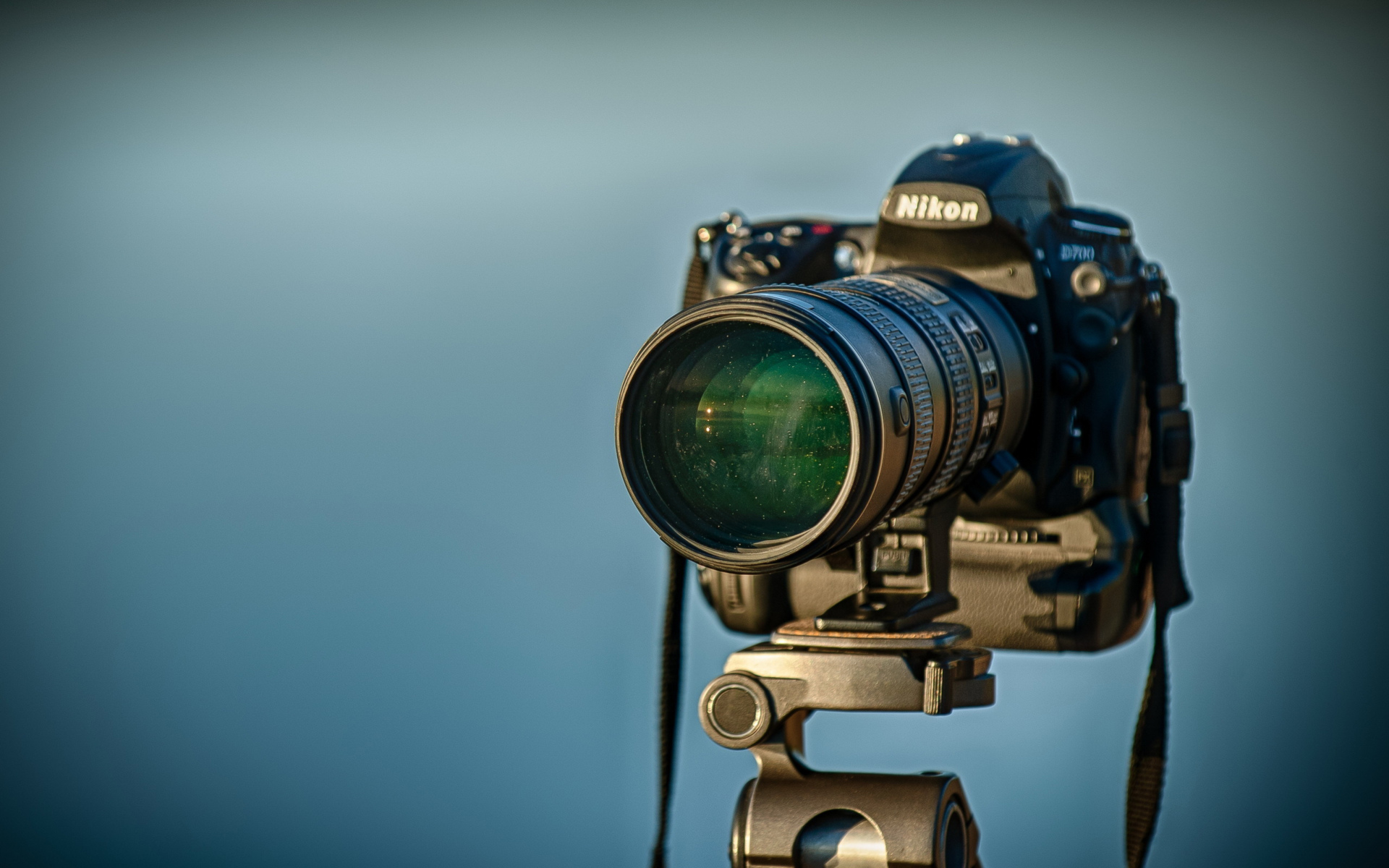 Обои фотоаппарат, nikon на рабочий стол