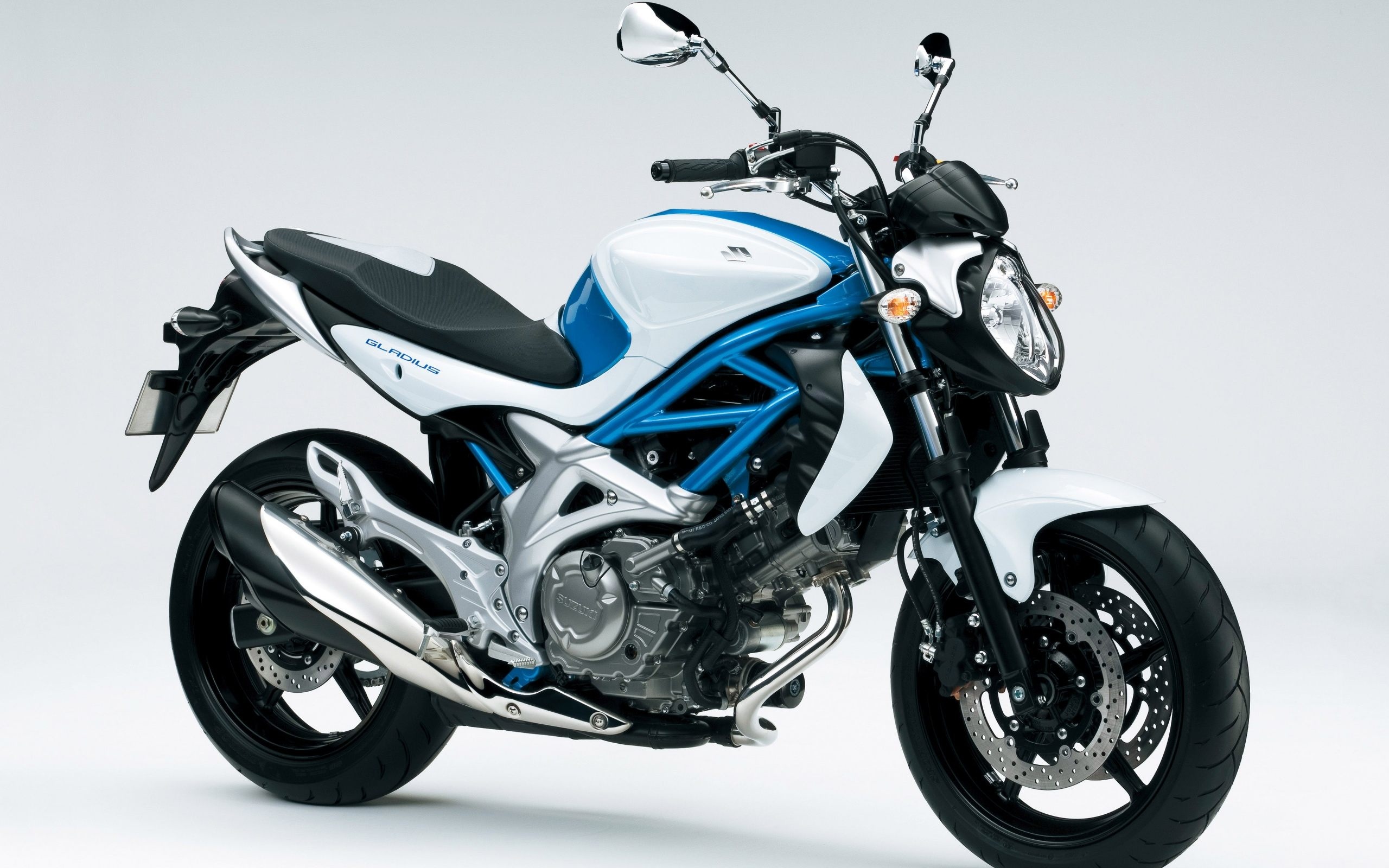 650 com. Suzuki sfv650 Gladius. Suzuki Gladius 650. Сузуки Гладиус 400. Suzuki SFV 400.