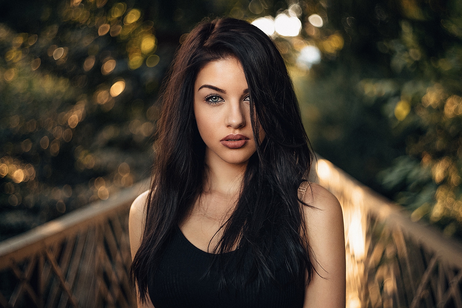 Обои girl, beautiful, cute, brunette, portrait на рабочий стол. 