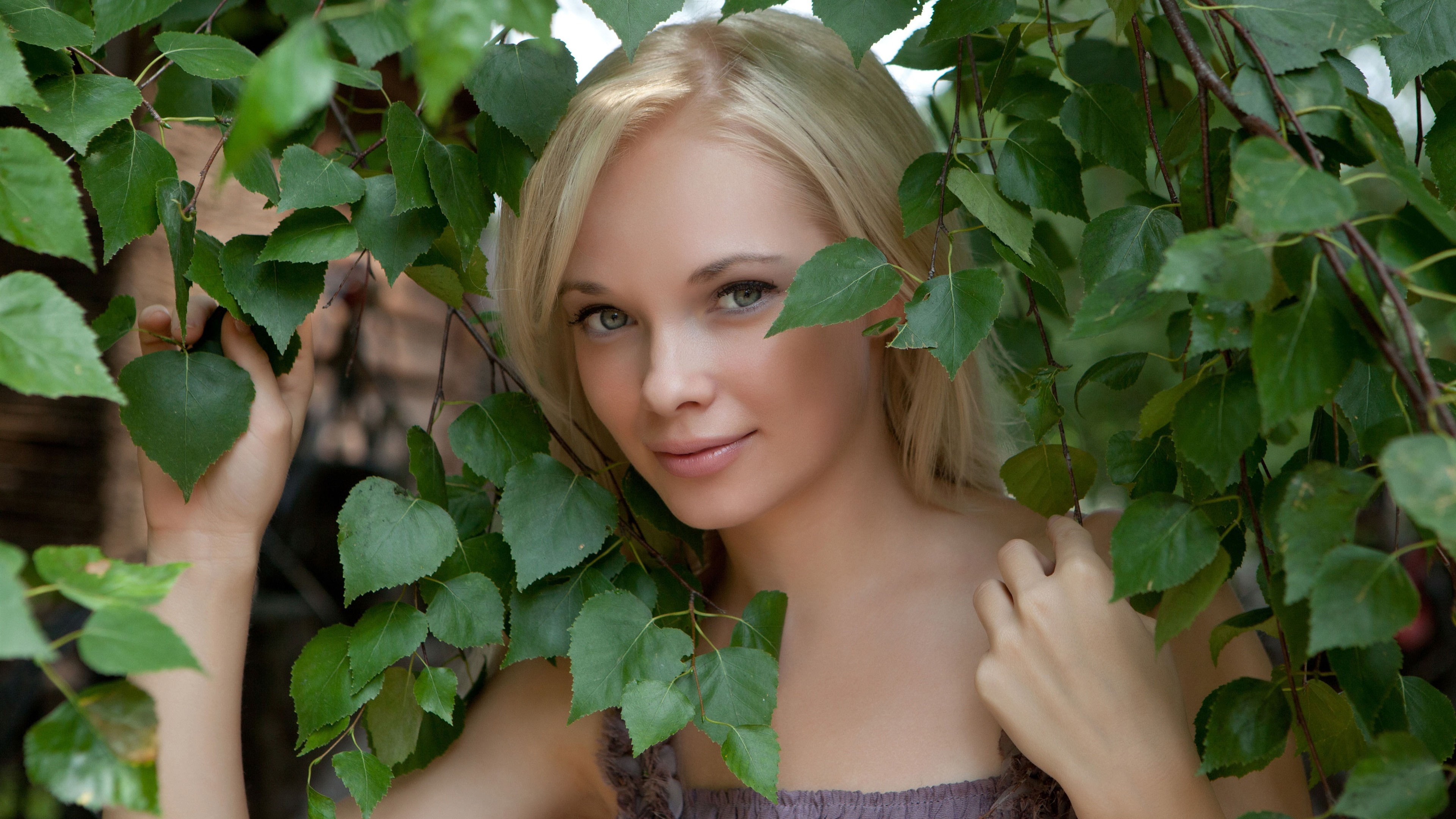 Обои Girl Beautiful Blonde Nature на рабочий стол