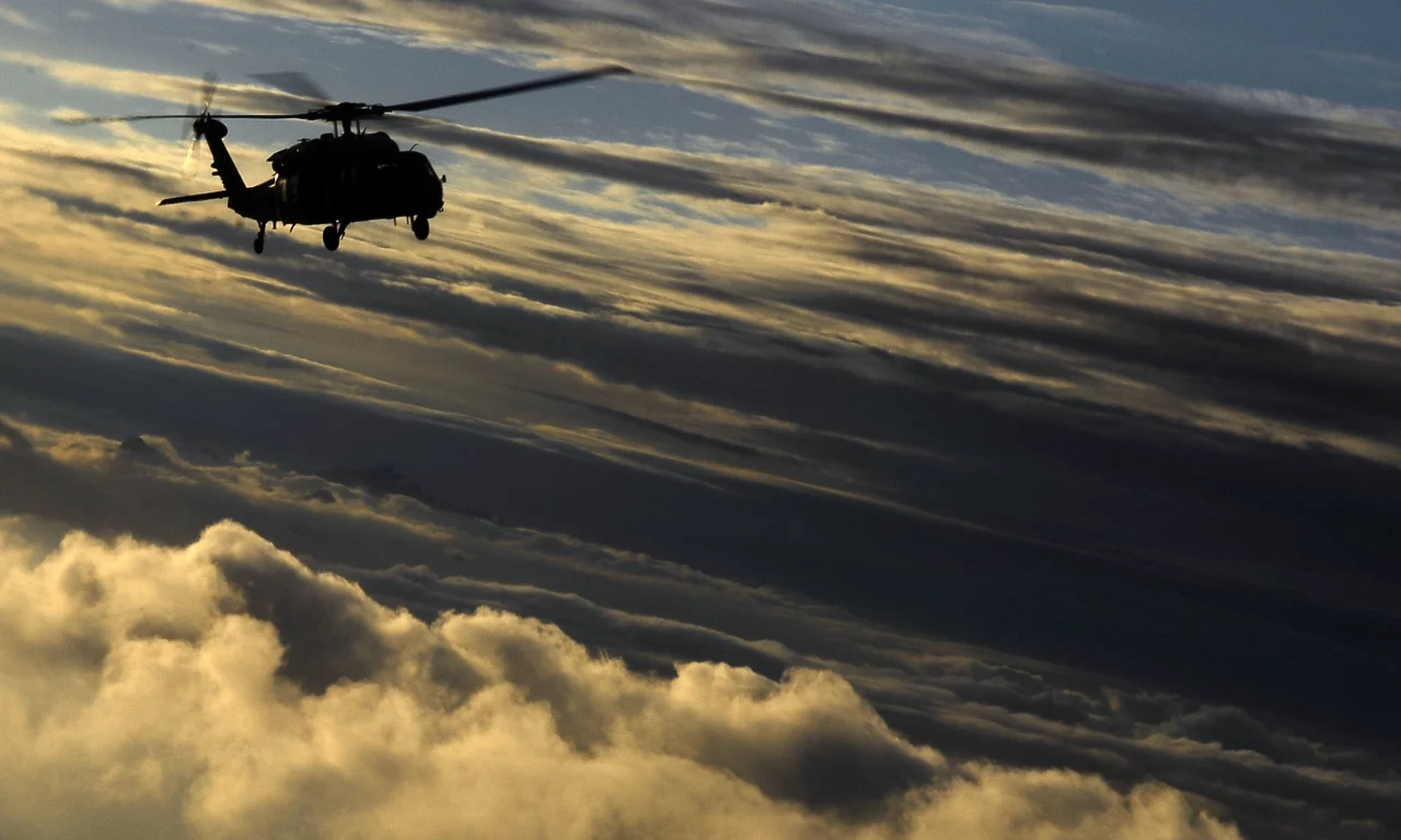 SH-60, лопасти, облака, вертолёт