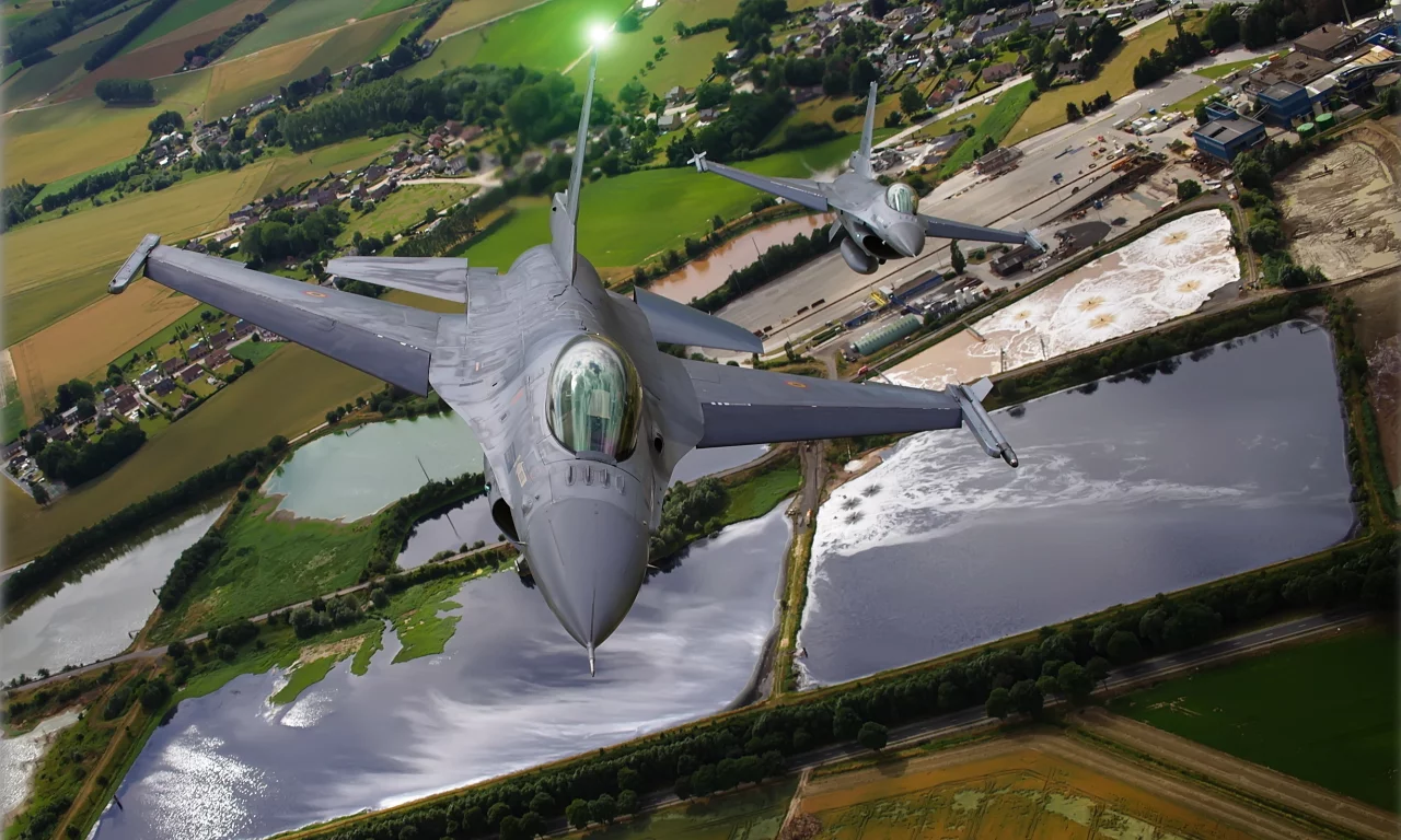 истребитель, Falcon, F-16