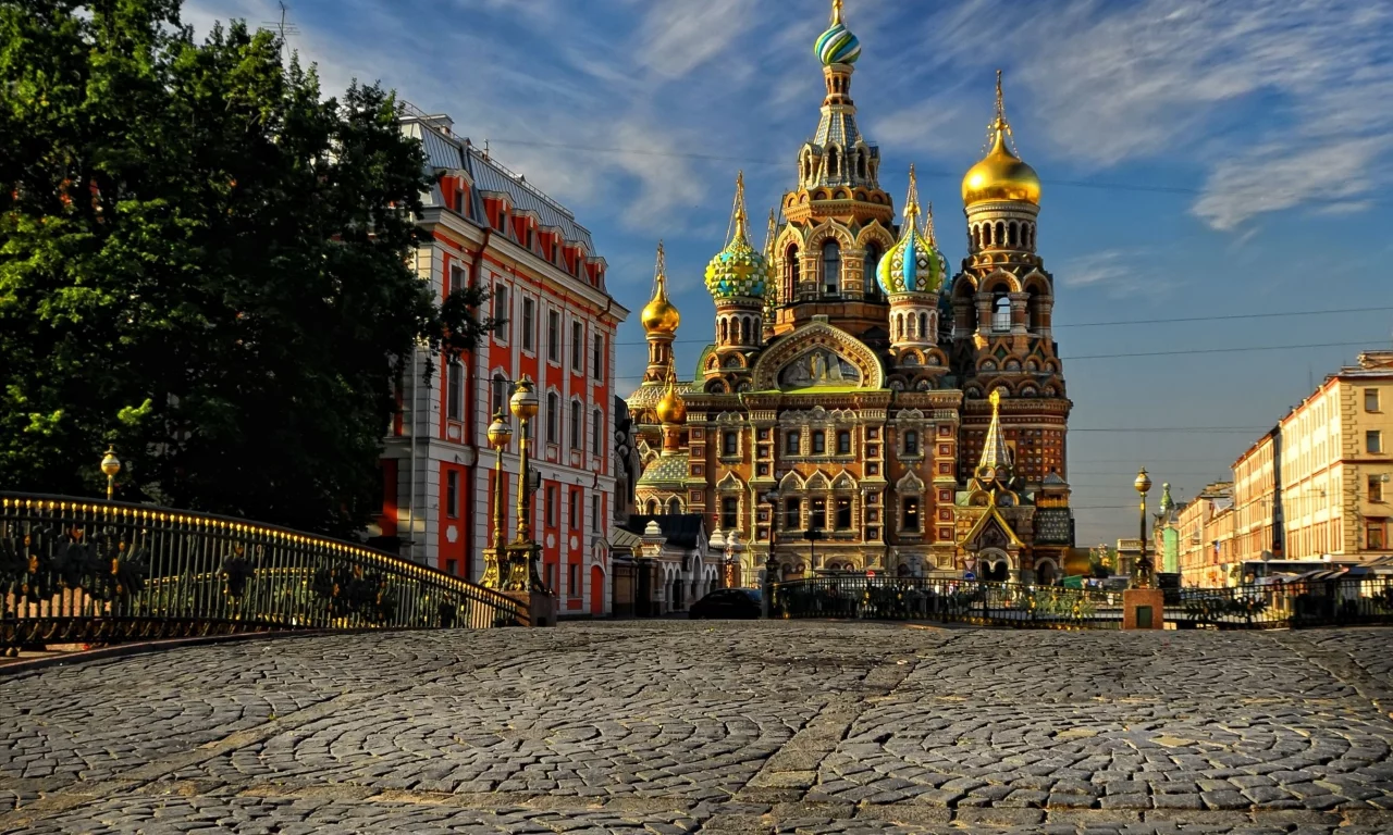 санкт-петербург, спас на крови