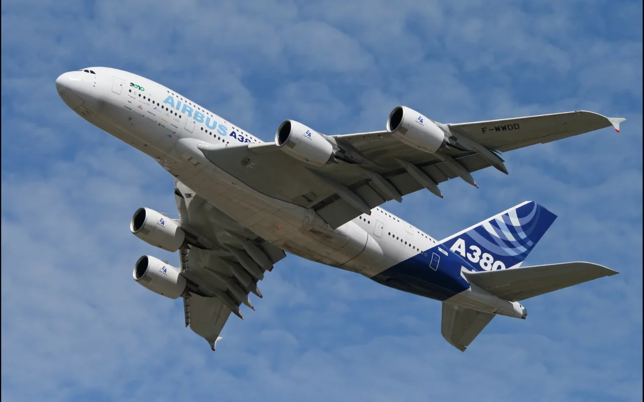 Airbus, полёт, A380, облака