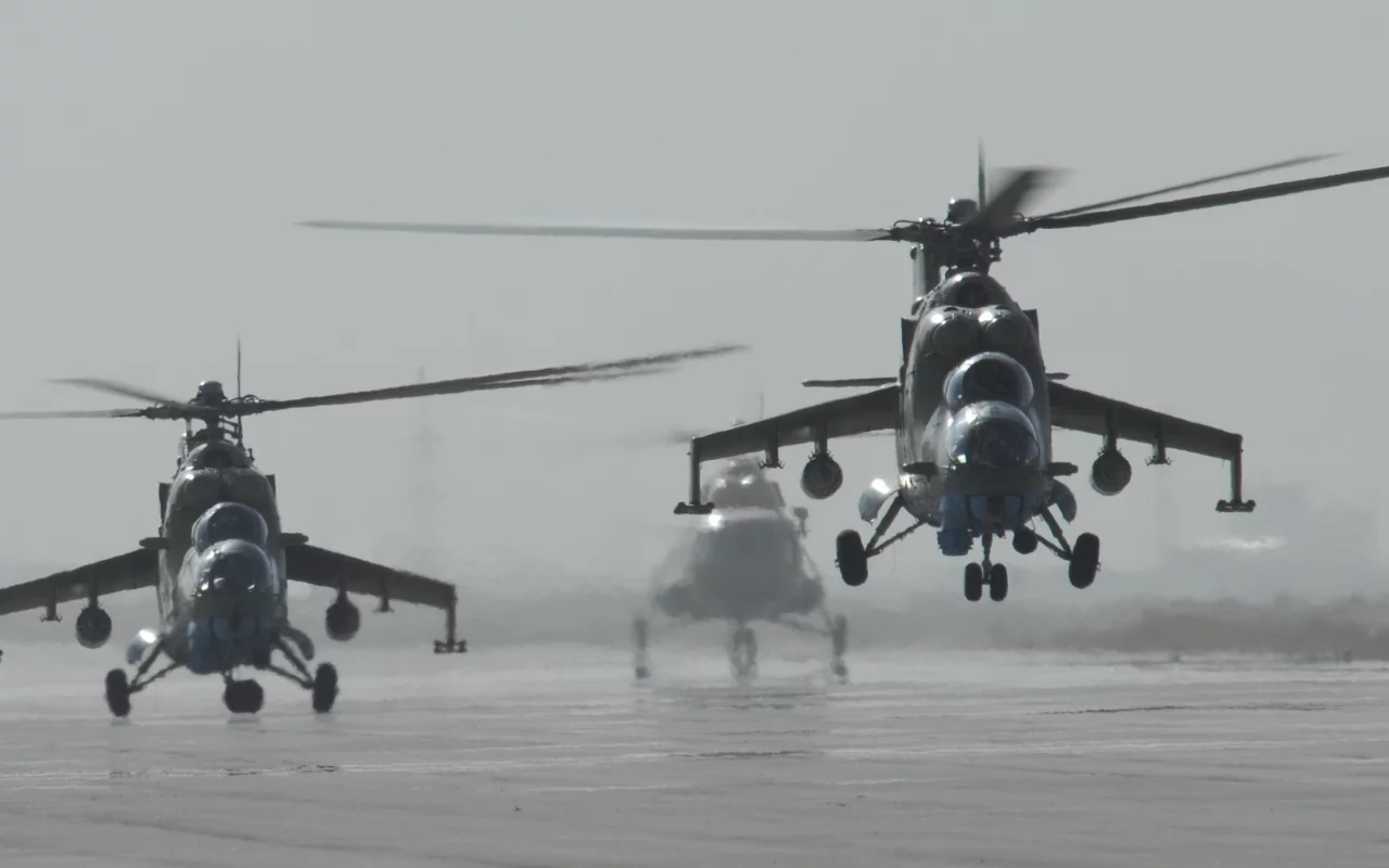 вертолёт, полёт, Ми-35, лопасти