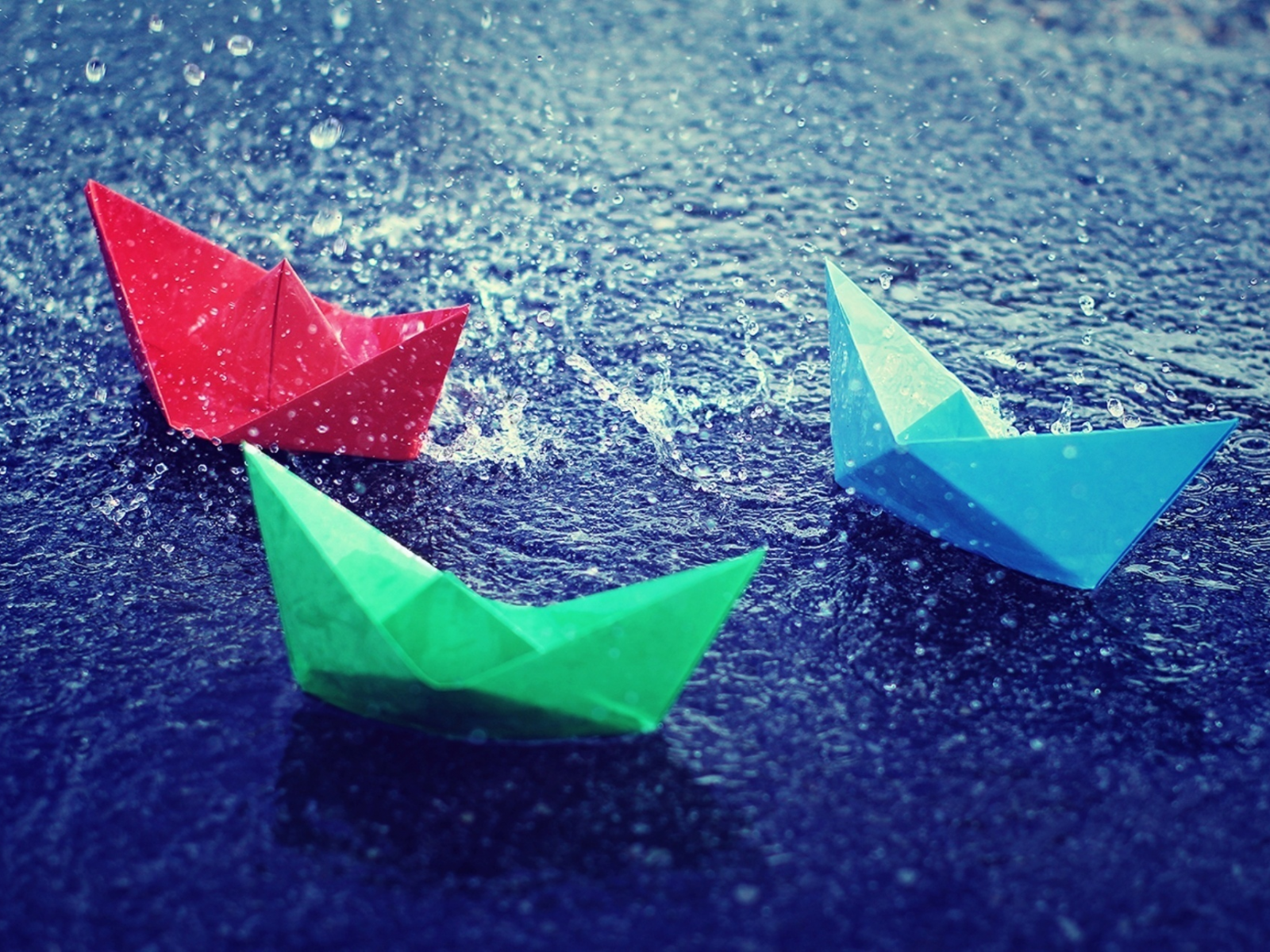 дождь, кораблики, вода, капли, брызги, бумажные