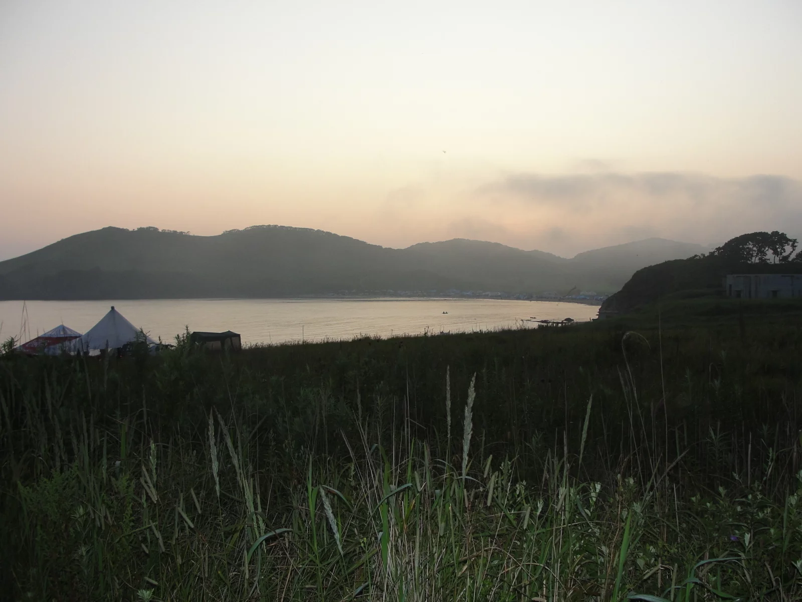 сопка, зелень, море