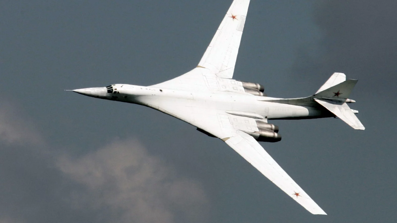 ту 160, самолёт, стратегический бомбардировщик