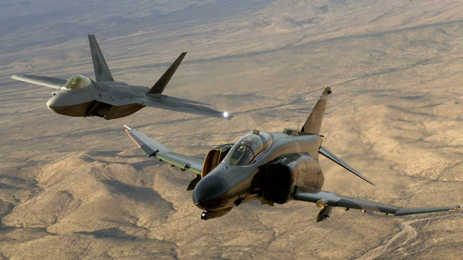 F-4, полёт, Raptor, YF-22
