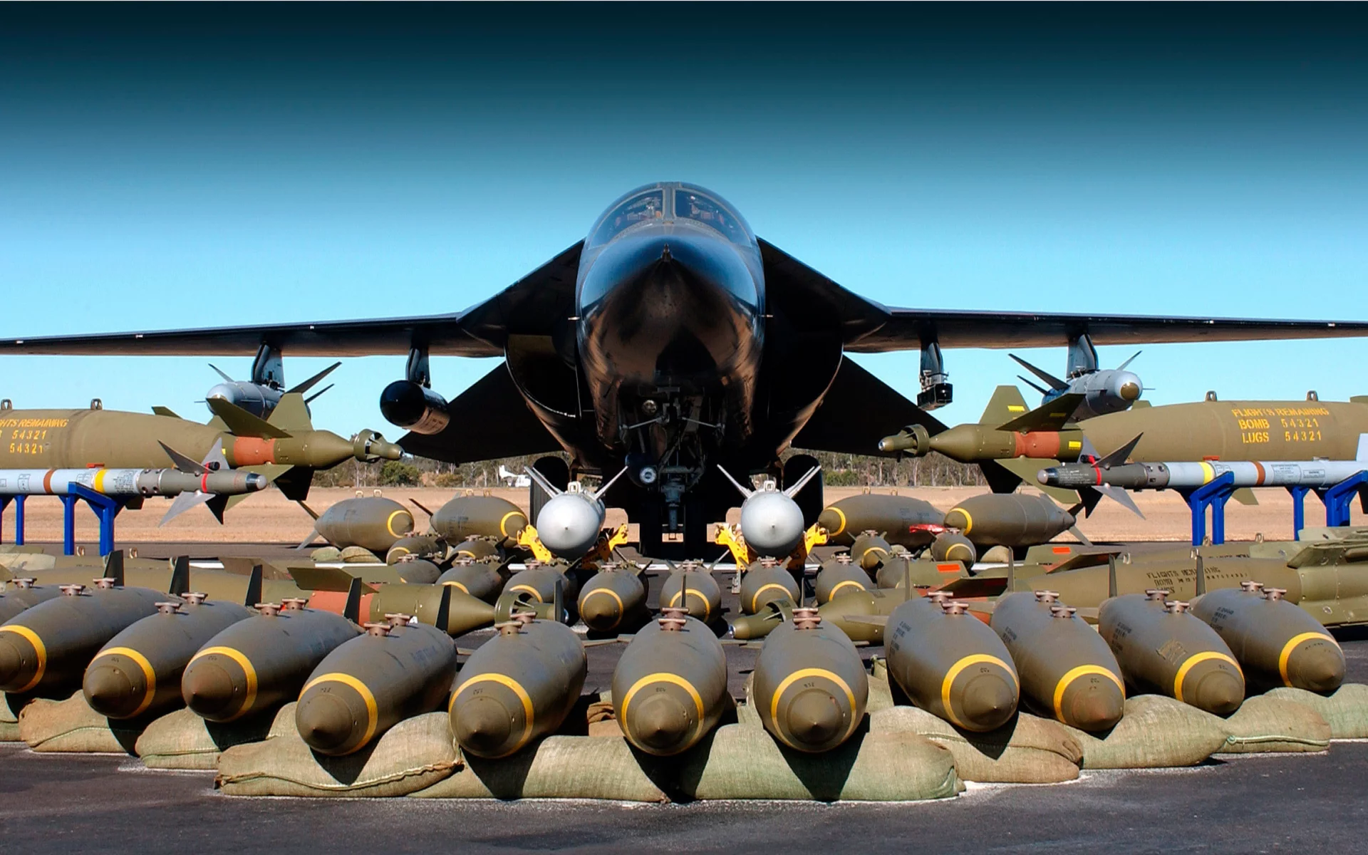 самолёт, оружие, бомбардировщик, F-111, бомбы