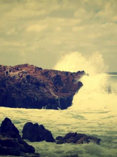 море, волны, камни, брызги