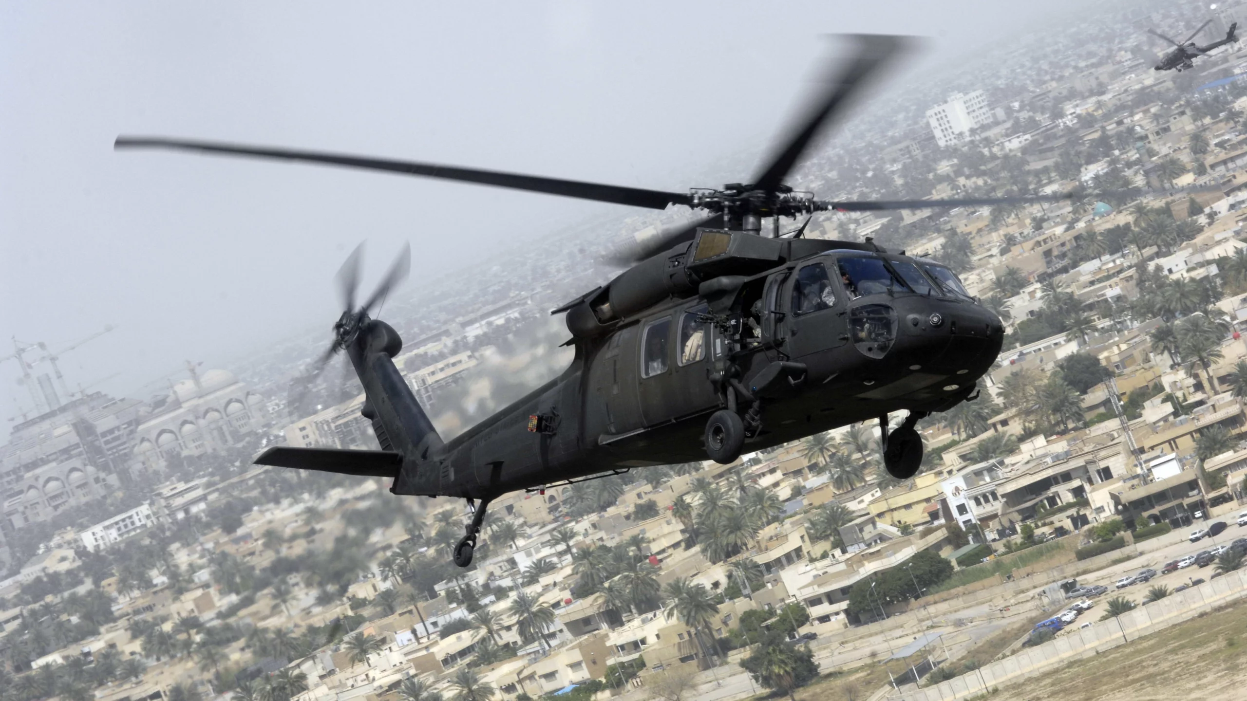 сикорский, Вертолет, UH-60