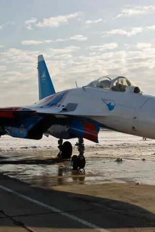 Сухой, Су-27, русские витязи