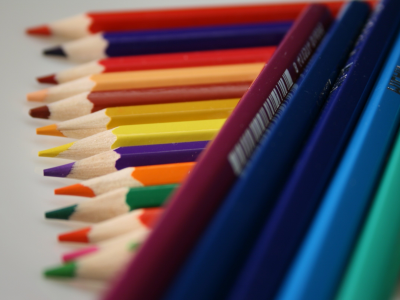 штрих-код, цветные, карандаши