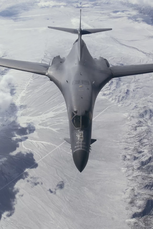 Полёт, ракетоносец, B-1B