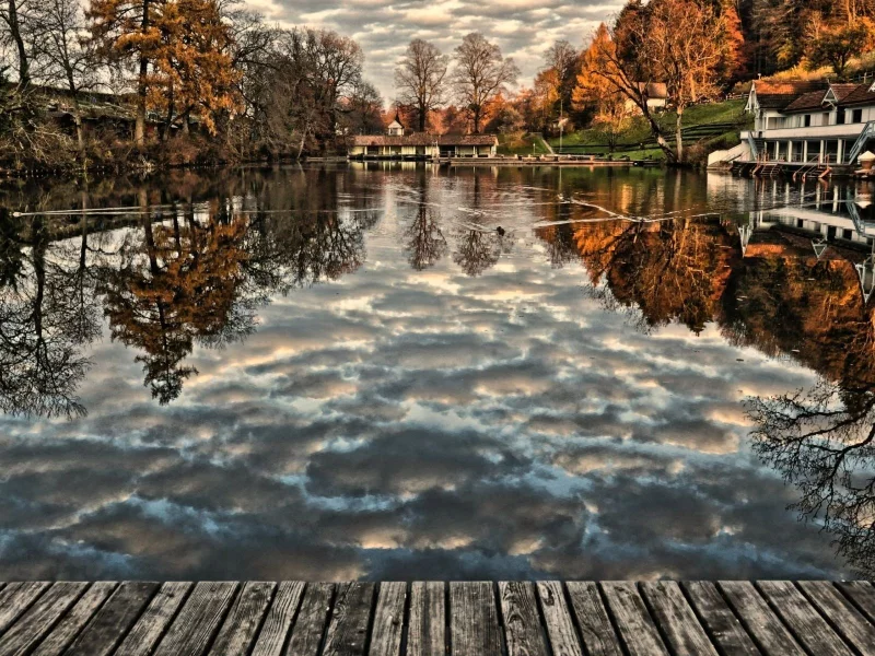 поверхность, Зеркальная, горного пруда