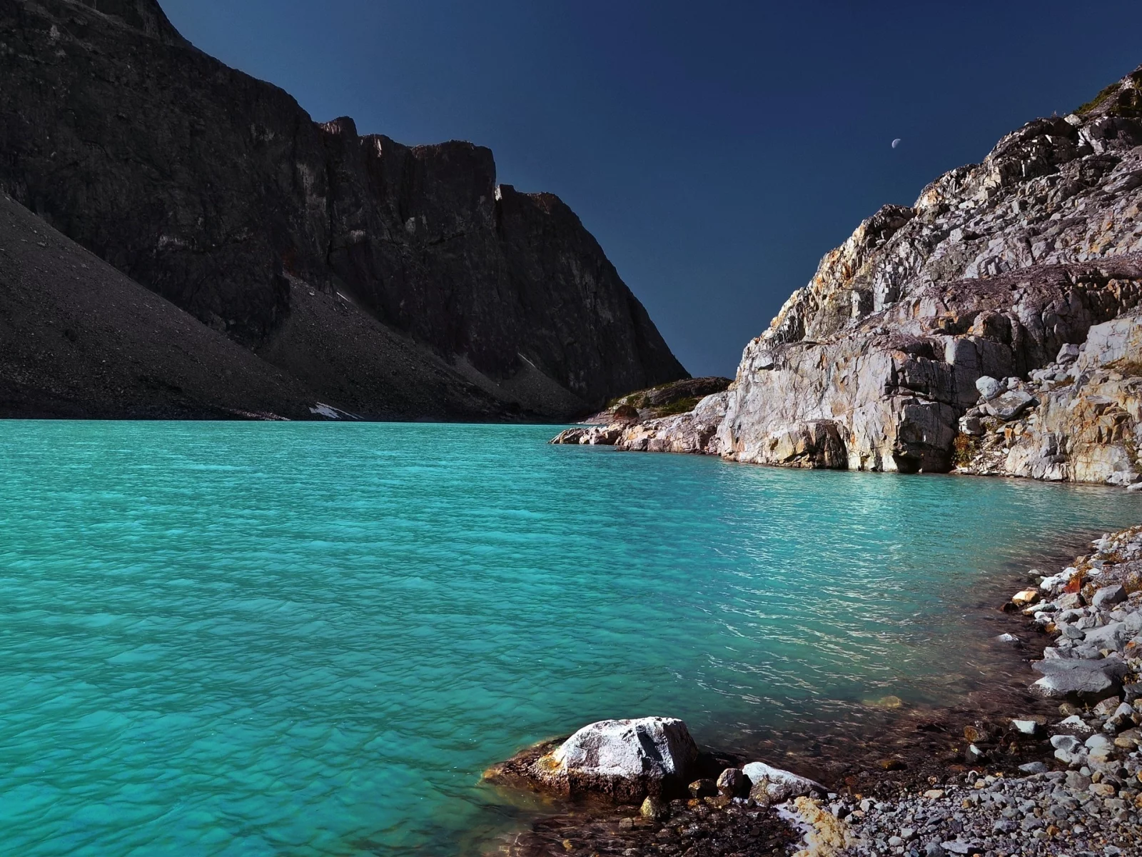 горы, вода, месяц