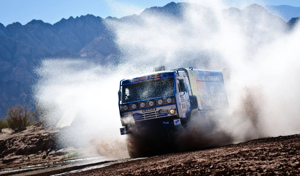 kamaz, red bull, авто, вода, машины, автомобили