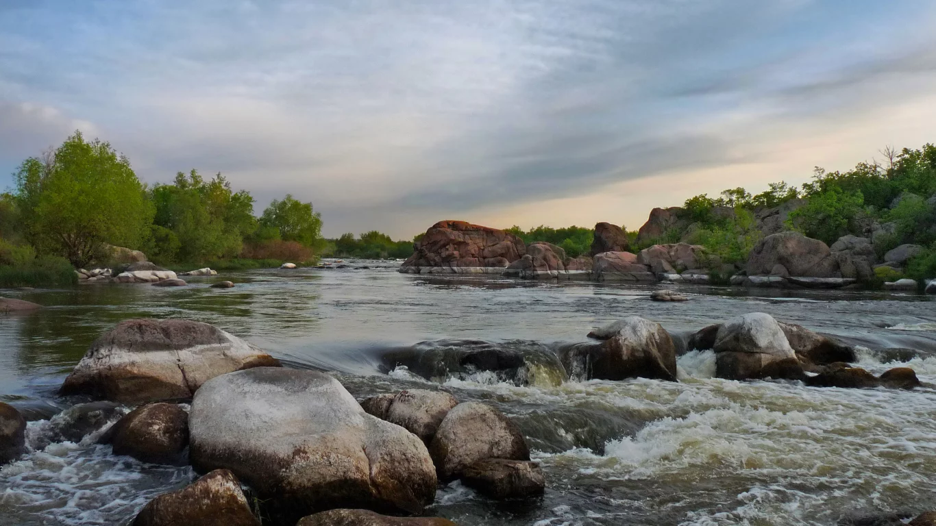 вода, камни, небо