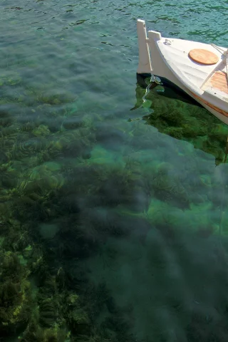 море, лодка, дно