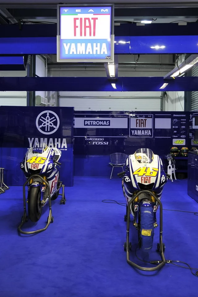 M1, авто, автомобили, yamaha, машины, valentino, motogp, rossi