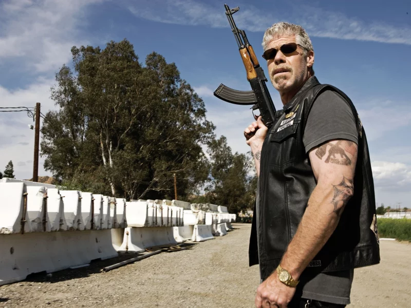 рон перлман, сериал, мотоцикл, ron perlman, байкер, sons of anarchy, калашников