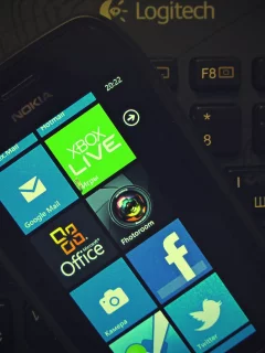 Windows Phone, Phone