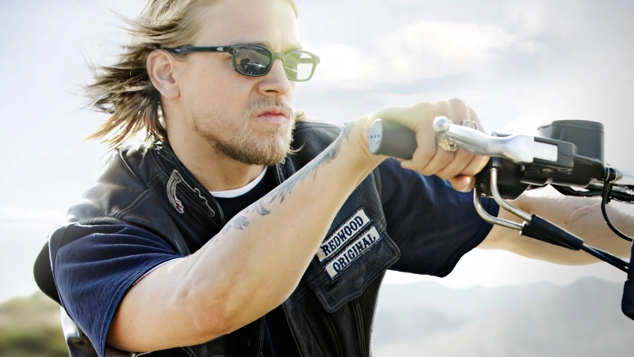charlie hunnam, sons of anarchy, сыны анархии