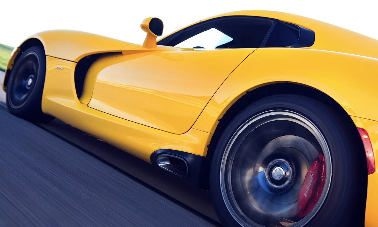 yellow, str, viper, dodge, side view, motion, gts