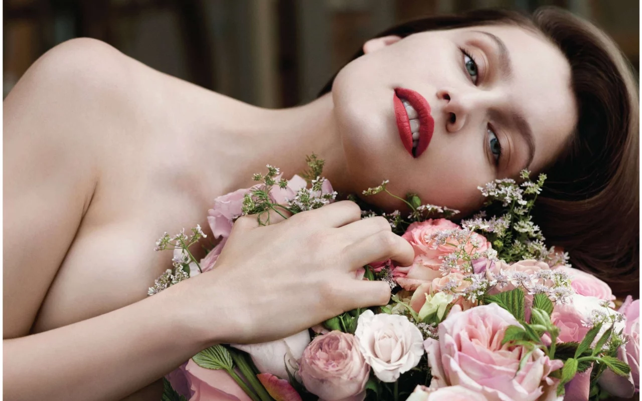 лецисия каста, цветы, модель, laetitia casta