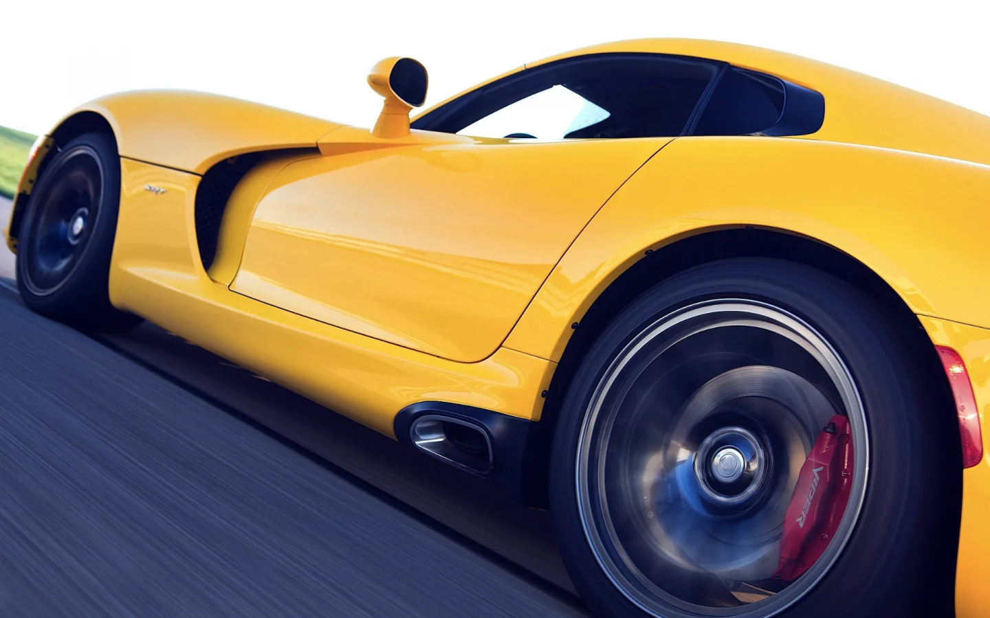 yellow, str, viper, dodge, side view, motion, gts