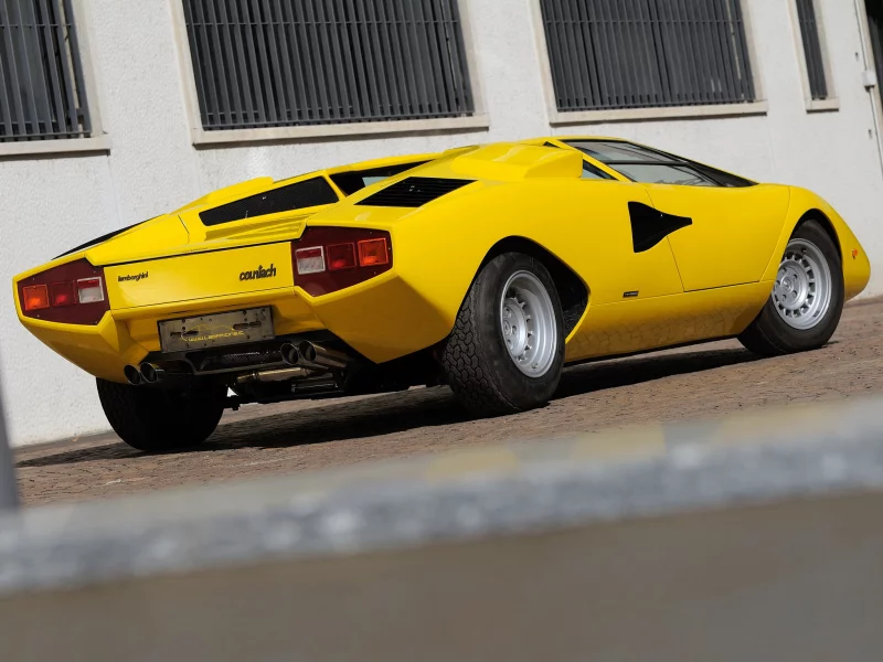 lamborghini, вид сзали, лп400, countach lp400, желтая