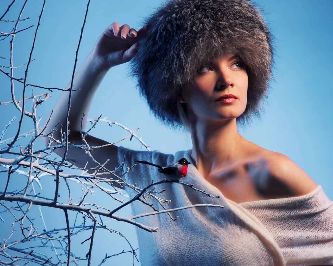 fashion, девушка, ветки, взгляд, шапка