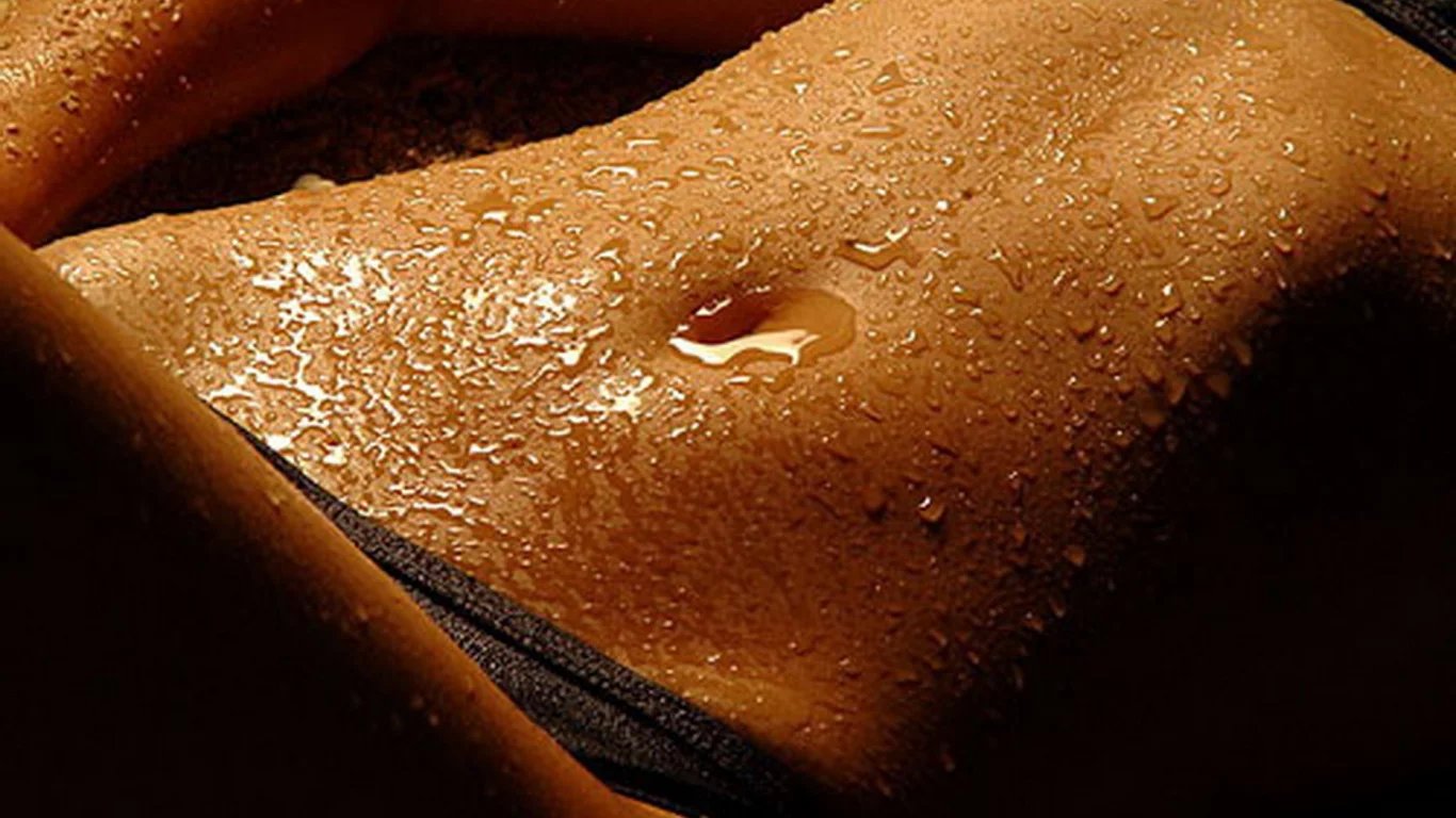 abs, wet, bikini