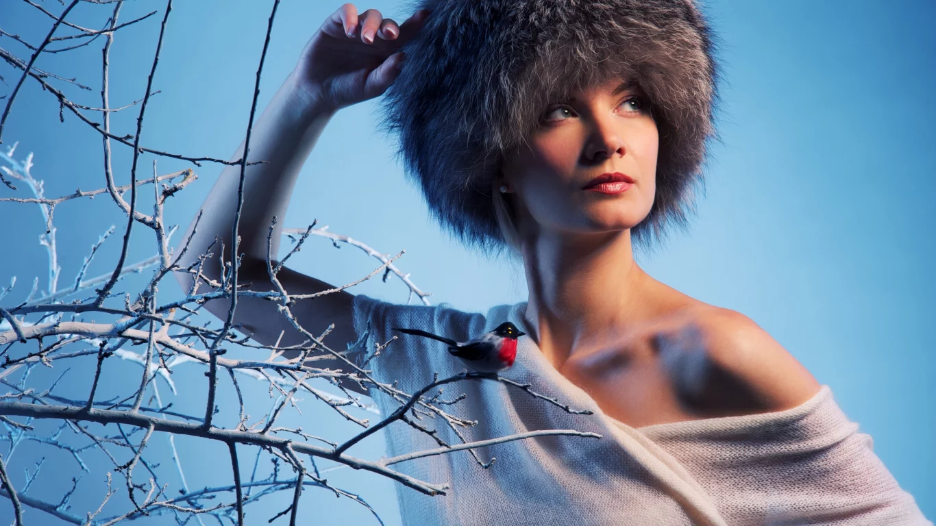 fashion, девушка, ветки, взгляд, шапка