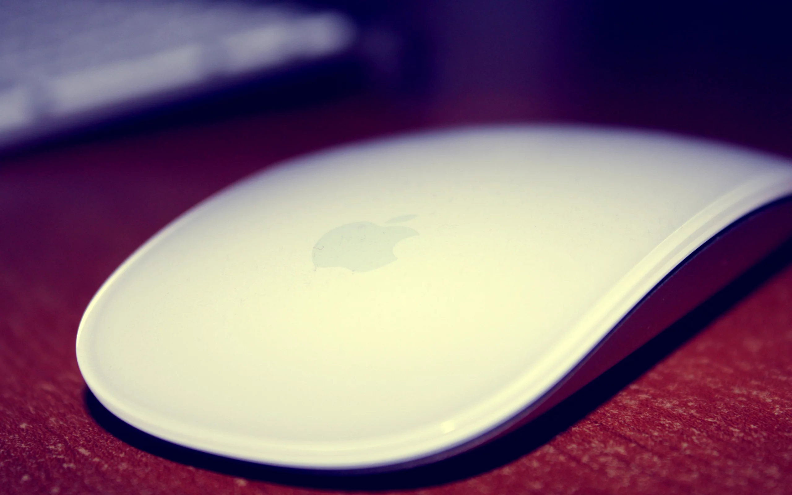 macro, wood, white, mouse, apple, red