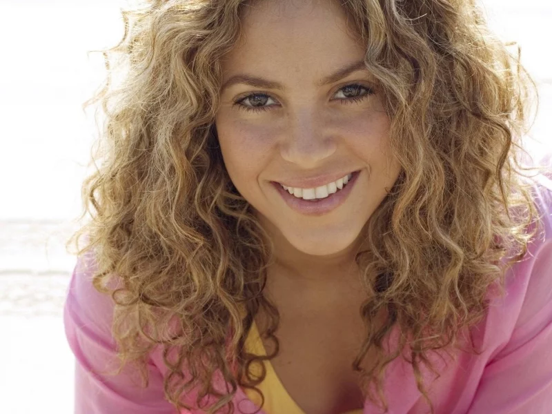 cantante, rubia, sexy, artista, shakira, sonriente