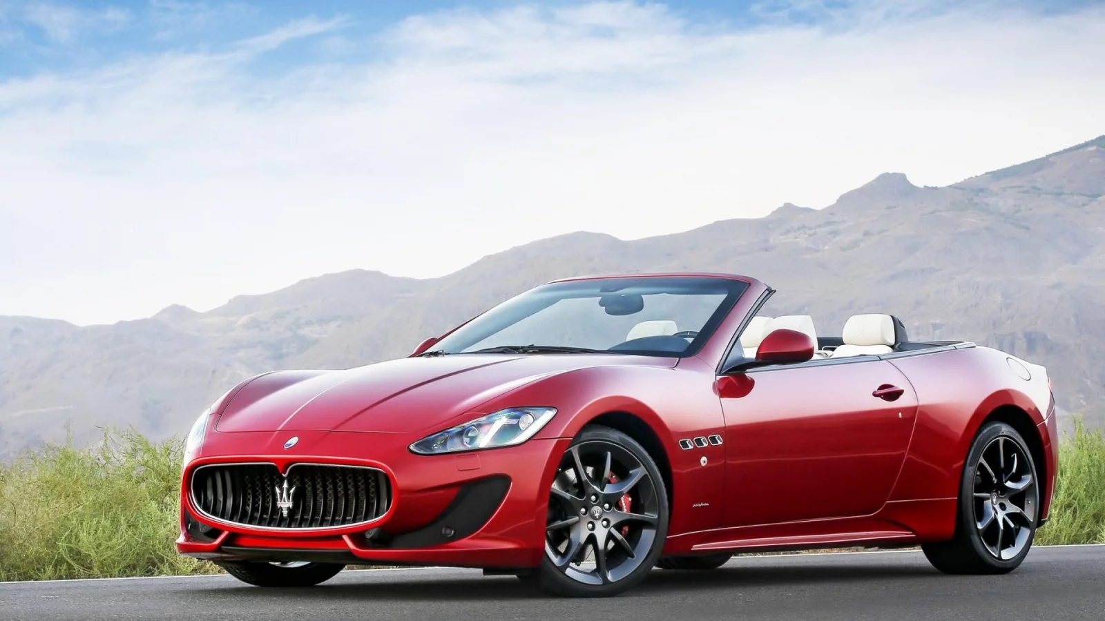 red, track, , Maserati GranCabrio