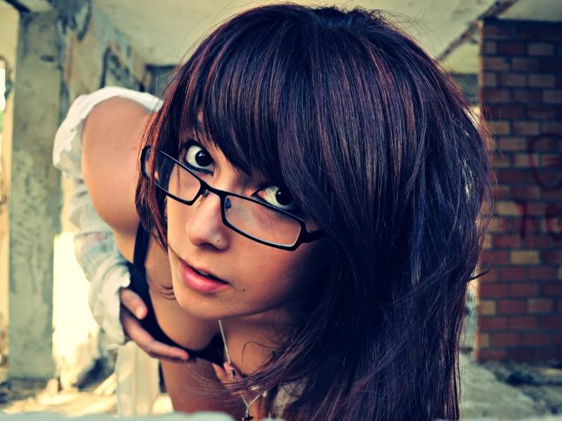 faces, necklaces, brunettes, лица, cleavage, glasses, ожерелья, женщины, декольте, women, брюнетки, очки