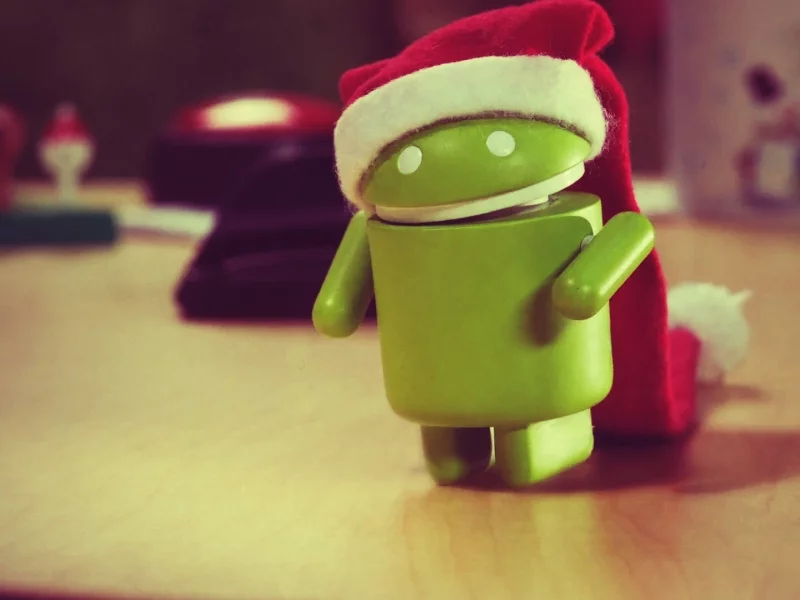 green, Новый год, желания, New Year, happy times, роботы, December, Merry Christmas, Рождество, декабрь, 2013, Christmas, wish, фигура, Google, Santa, зеленый, holidays, Android, праздники, figure, счастливые времена, robots, Санта