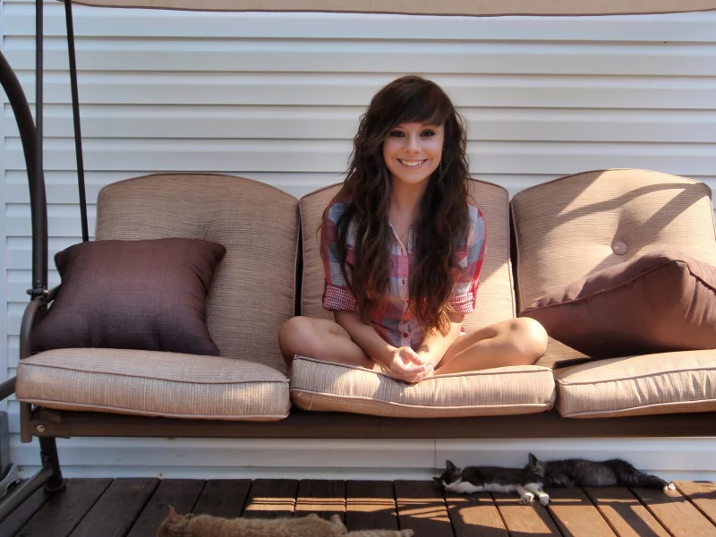 brunettes, pierced nose, couch, cats, , women
