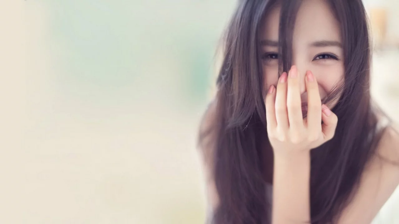 hands, smiling, 