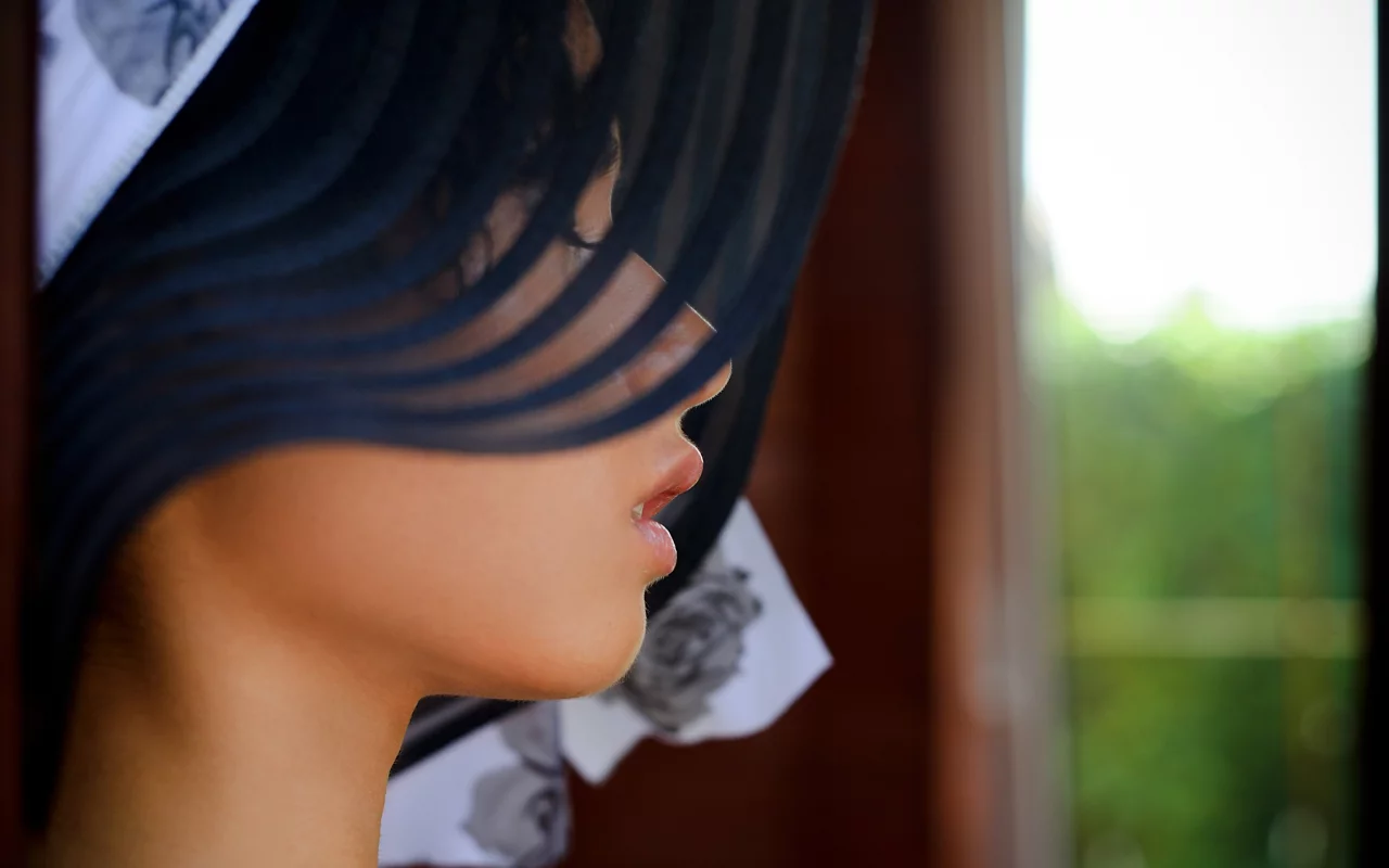брюнетки, hats, close-up, faces, Pammie Ли, женщины, лица, шляпы, brunettes, Pammie Lee, women, крупным планом