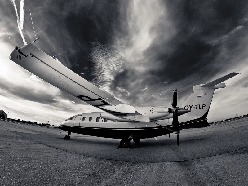 airplanes, 